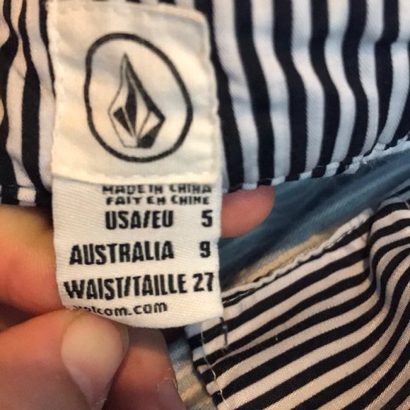 Volcom Frochickie faded 7 twill stripe Shorts - Picture 10 of 10